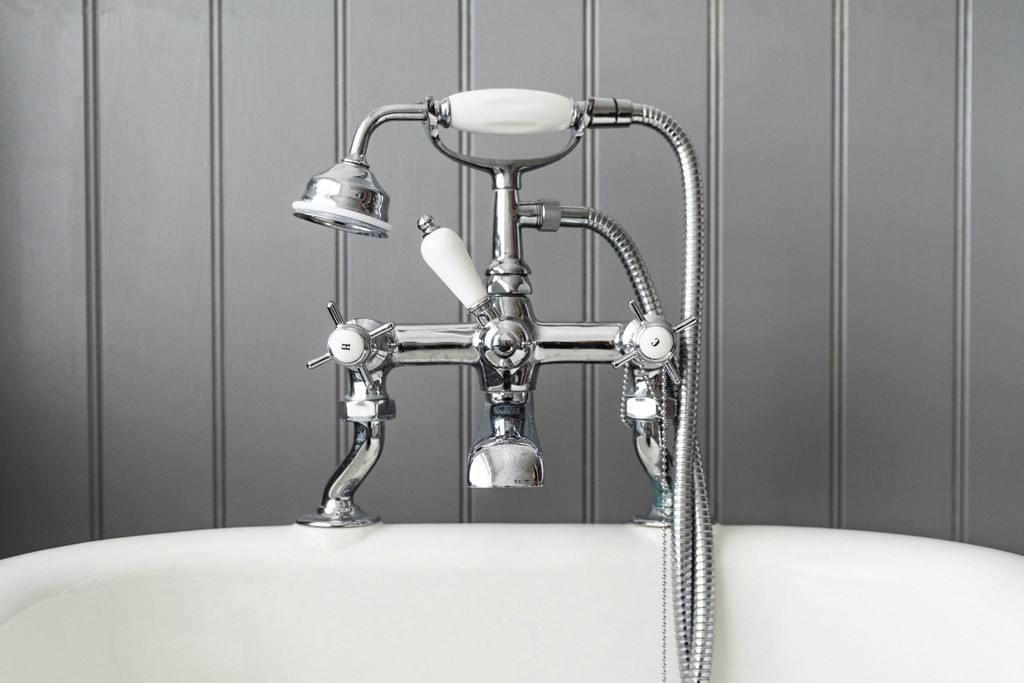 bathroom-image-plumbing